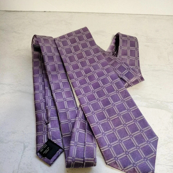 Jos A Bank Executive Collection Silk Necktie Tie Lilac Purple Geometric Square - Picture 8 of 9
